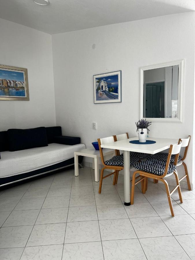 Apartments Milicevic Rogoznica  Extérieur photo